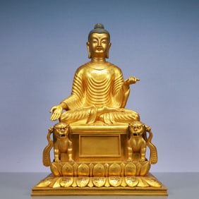An Exquisite Gilt Bronze Buddha Statue