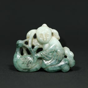 An Exquisite Jadeite Figure Pendant