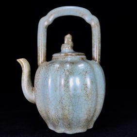 An Exquisite Ru yao Ewer