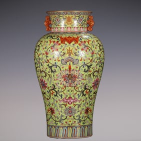 An Exquisite Famille-Rose Bats and Peach Pattern Lotus Pattern Double-Ears Vase
