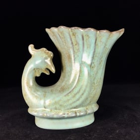 An Exquisite Ru yao Phoenix-Shaped Cup