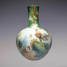 An Exquisite Enamel Flower and Bird Pattern with poem Vase