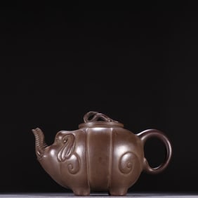 An Exquisite Purple Sands Elephant-Form Teapot