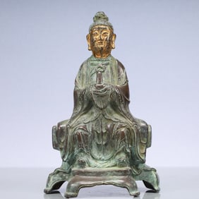 An Exquisite Gilt Bronze Buddha Statue