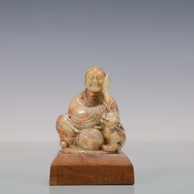 A Exquisite Shoushan Stone Statue of Arhat Ornament