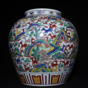 An Exquisite Wucai Flower and Butterfly Pattern Sika Deer Pattern Jar