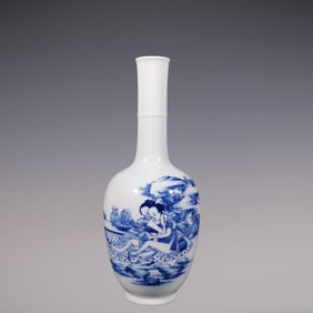 An Exquisite Blue and White Character and Story Pattern Vase