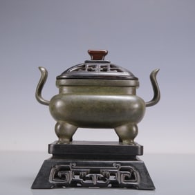 A Exquisite Coppery Double-Ears Censer