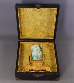 An Exquisite Jadeite Cover with Gold Landscape and Figure Pattern Lotus Pattern Phoenix Pattern