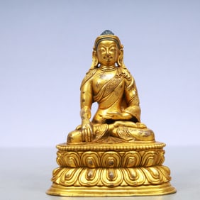 An Exquisite Gilt Bronze Statue of Amitayus