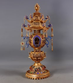 An Exquisite Gilt Bronze Inlaid Gems Flower Pattern Pagoda
