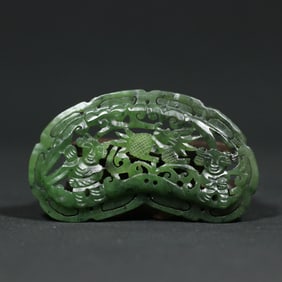 An Exquisite Jasper Character and Story Pattern Pendant