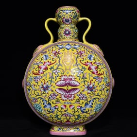 A Huge Famille-Rose Flower,Bats and Peach Pattern Double-Ears Vase
