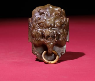 An Exquisite White Jade Beast-Face Pattern Buckle