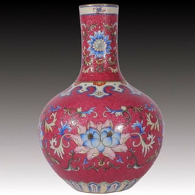 An Exquisite Famille-Rose Ruby Red-Glazed Lotus Pattern Vase