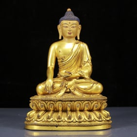 A Solemn Gilt Bronze Statue of Sakyamuni