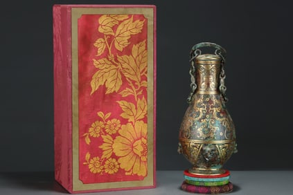 A Rare Bronze Inlaid Gold Dragon Pattern Ewer,With Poem