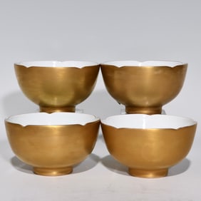 A Set of Fine Gold Ground Bowls