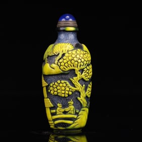 An Exquisite Glass Landscape and Figure Pattern Snuff Bottle
