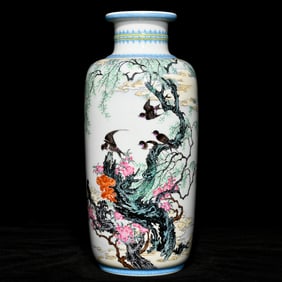 An Exquisite Enamel Flower and Bird Pattern Vase,With Poem