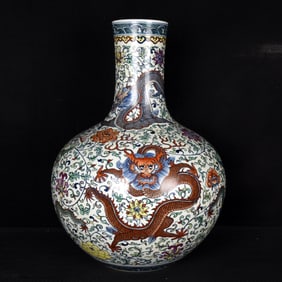 A Huge Doucai Lotus and Dragon Pattern Vase