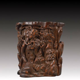 An Exquisite Eaglewood Figure Pattern Brush Pot