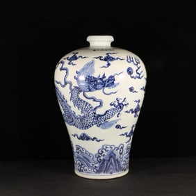 A Huge Blue and White Seawater,Auspicious Cloud and Dragon Pattern Vase