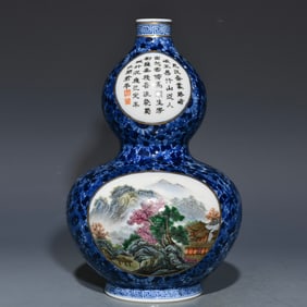 An Exquisite Blue and White Famille-Rose Painted Gold Flower and Landscape Pattern Gourd-Shaped