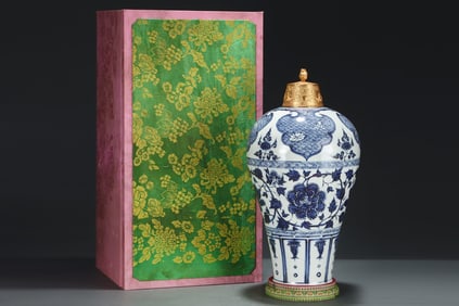 A Huge Blue and White Lotus and Seawater Pattern Vase,With Gilt Cover