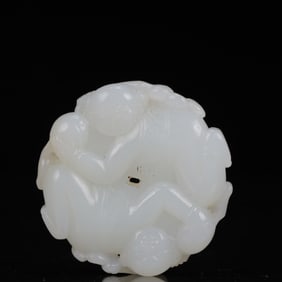 An Exquisite White Jade Figure Pendant