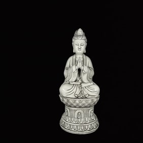 An Exquisite Blance-De-Chine Statue of Avalokitesvara