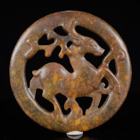 A Rare Gaogu yu Sika Deer Pendant