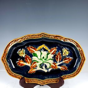 A Rare Tang Tri-Color Glazed Pottery Flower Pattern Plate,with Poem