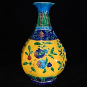 An Exquisite Fahua Glazed Flower and Fruit Pattern Vase