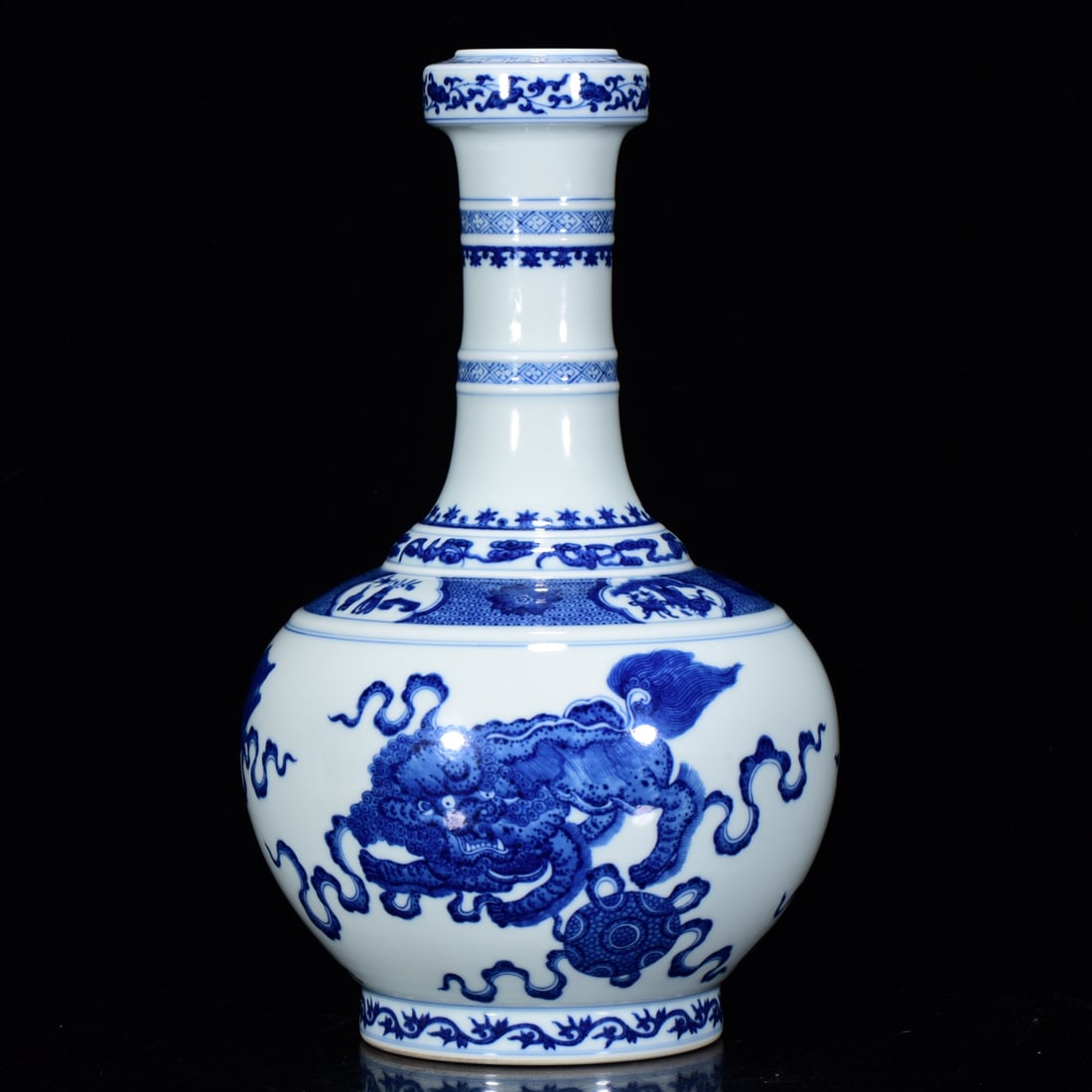 A Rare Blue and White Lion Pattern Vase: A Rare Blue and White Lion Pattern Vase,Qing Dynasty, China,Qianlong Six-character Mark,Size:14.2inx8.7in 青花狮纹瓶,中国清代,乾隆