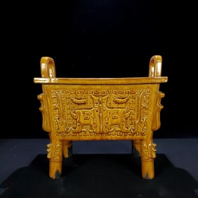 A Rare Tang Tri-Color Glazed Pottery Yellow Glazed Auspicious Beast Pattern Double-Ears Censer