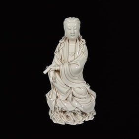 An Exquisite Blance-De-Chine Statue of Avalokitesvara