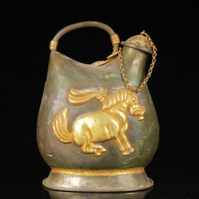 An Exquisite Gilt Silver Horse Pattern Ewer