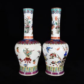 A Pair of Exquisite Famille-Rose Flower and Bird Pattern Vases