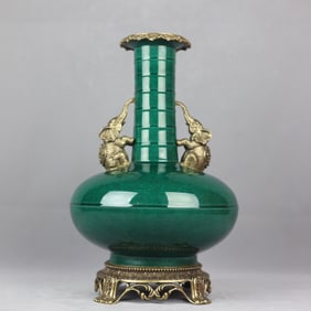 An Exquisite Ruby Green Glazed Inlaid Bronze Elephant-Ears Vase