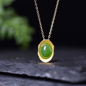 An Exquisite Sterling Silver-Gold Plated Inlaid Jasper Pendant