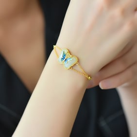 An Exquisite Sterling Silver-Gold Plated Inlaid White Jade Bracelet