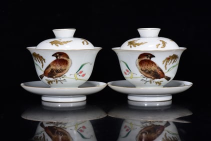 A Pair of Exquisite Enamel Flower and Bird Pattern Tea Bowls