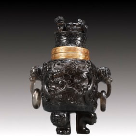 An Exquisite Crystal Auspicious Beast Pattern Double-Ears and Tripod Censer