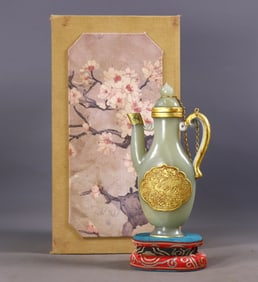 An Exquisite Greenish Jade Cover with Gold Phoenix Pattern Ewer