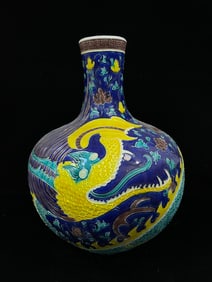 A Huge Fahua Glazed Lotus and Dragon Pattern Vase