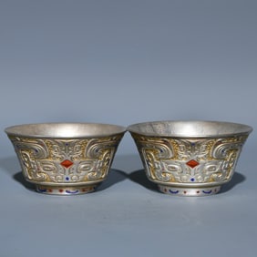 A Pair of Exquisite Gold Ground Gilded Silver Beast-Face Pattern Cups