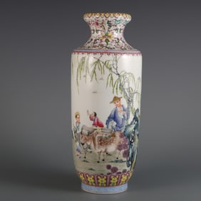 A Rare Enamel Painted Gold Character and Story Pattern Vase,With Poem