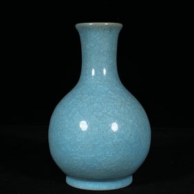 An Exquisite Ru yao Vase
