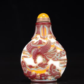 An Exquisite Glass Auspicious Phoenix Eagle Pattern Snuff Bottle